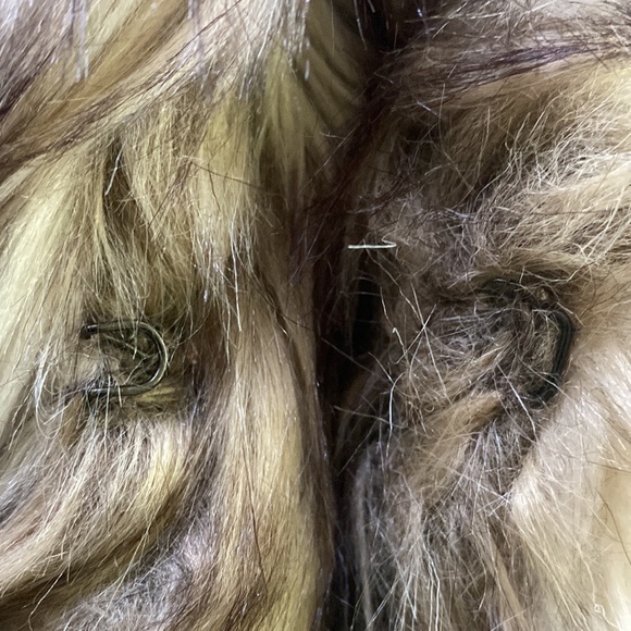 Faux Fur Vest/Sleeveless Jacket - Picture 5 of 5